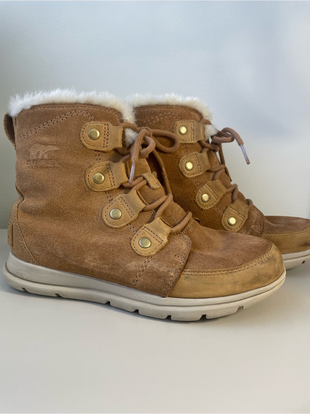 SOREL Explorer Joan Waterproof Suede Winter Boots Camel Tan - Size 7